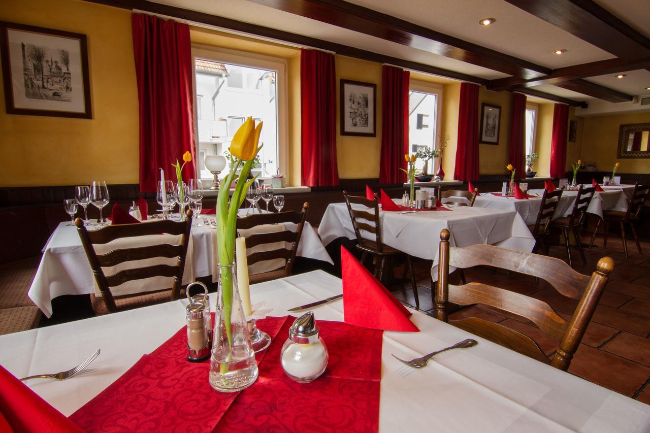 Tuniberg Restaurant Hotel ไฟรบวร์กอิมไบรส์เกา ภายนอก รูปภาพ